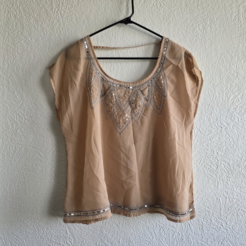 Decree Peach Sequin-Trim Short Sleeve Blouse